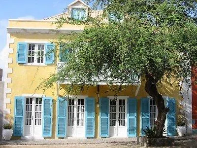 Migrante Guesthouse Sal Rei 3*,  Kaapverdische Eilanden